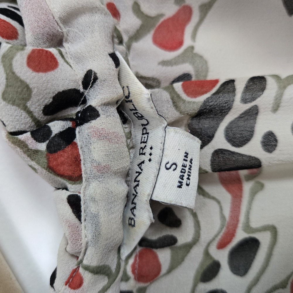 Banana Republic Frilly neck top Cream S - Picture 3 of 5
